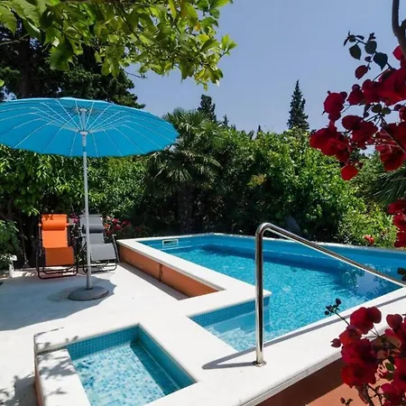 Willa Oldstyle With A Seasonal Pool *